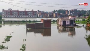 UP में बारिश से हाहाकार! अब तक 15&hellip;