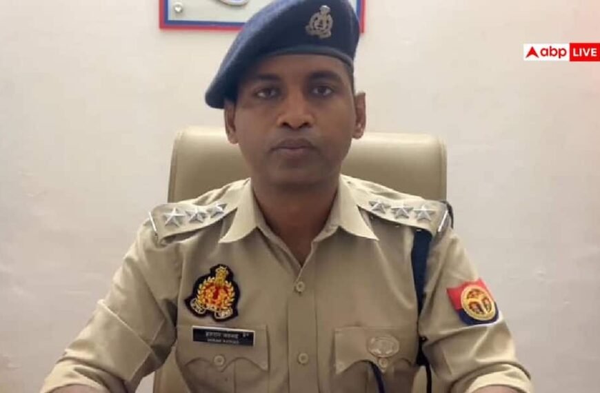 आगरा-लखनऊ एक्सप्रेसवे पर डिवाइडर से टकरा उछली कार, 3 की मौत, 2 घायल