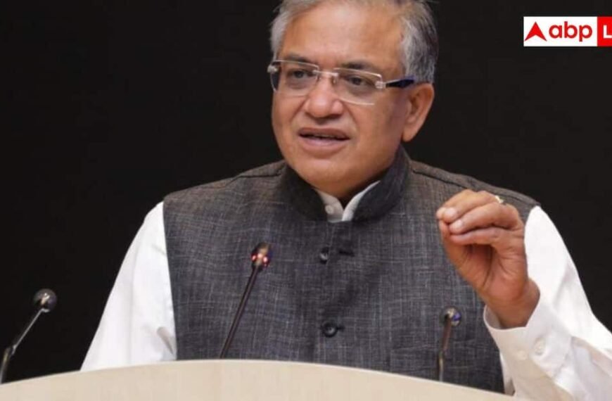IAS कितने प्रमोशन में बनता है चुनाव आयुक्त, कितनी बढ़ जाती है सैलरी?