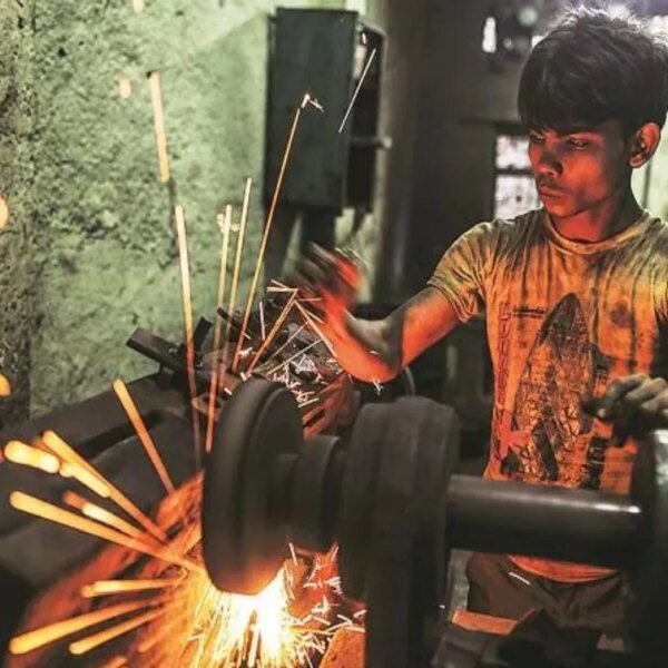 औद्योगिक उत्पादन में सुधार