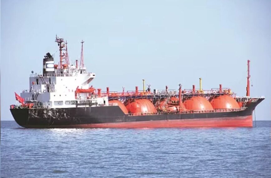 Trump Tariff से Global Crude कीमतों में भारी उथल-पुथल की आशंका, लेकिन भारत कमाएगा करोड़ों-अरबों
