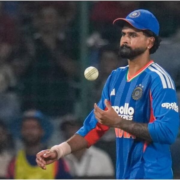 जापान में टीम इंडिया परेशान, श्रेयस अय्यर ने&hellip;