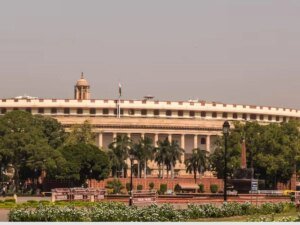 मंजूरी के पेच में पीएम विश्वकर्मा