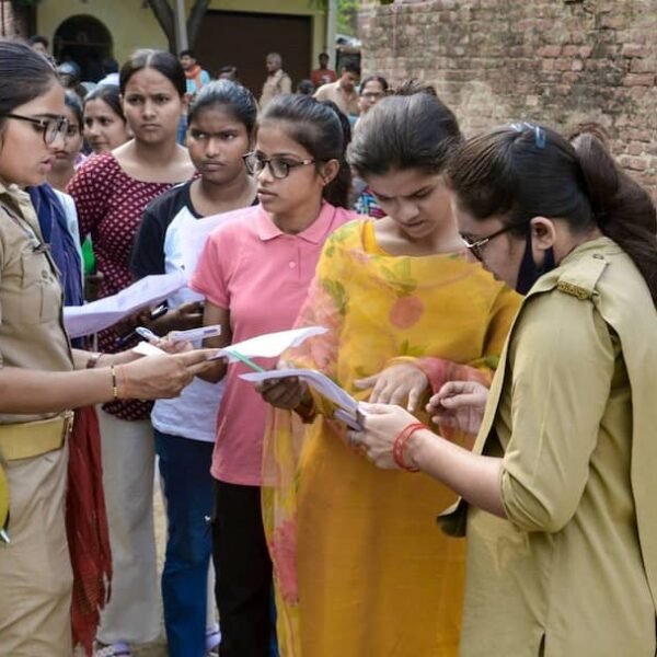 UP पुलिस कांस्टेबल भर्ती PET का शेड्यूल जारी,…