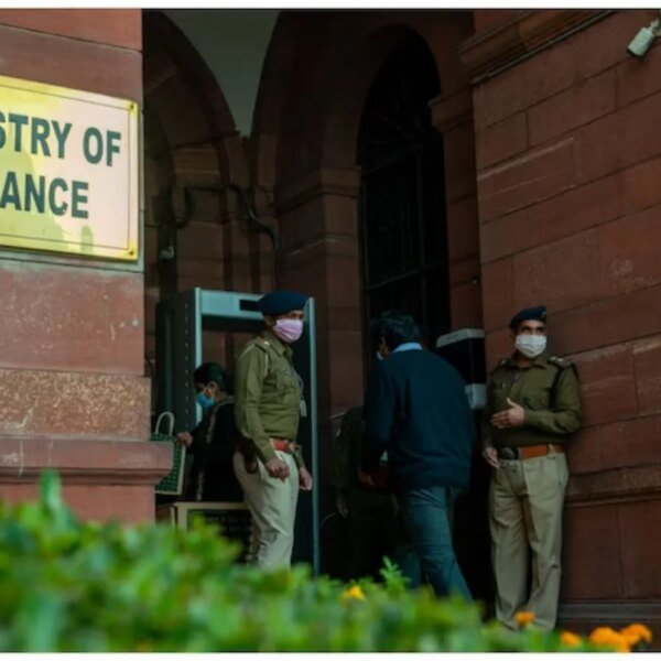 Finance Ministry की PSU Bank’s CMDs के साथ&hellip;