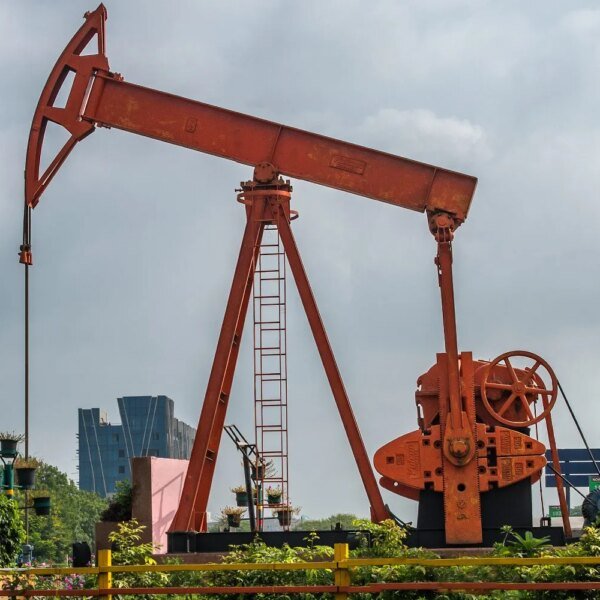 Oil & Gas Sector को लेकर आई Ministry…