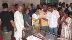 नाना पाटेकर के अंतिम दर्शन के लिए उमड़ा&hellip;