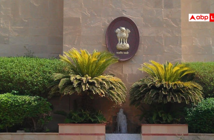‘शांत और सतर्क रहें..’, सऊदी अरब में भारतीय नागरिकों के लिए एंबेसी ने जारी की एडवाइजरी