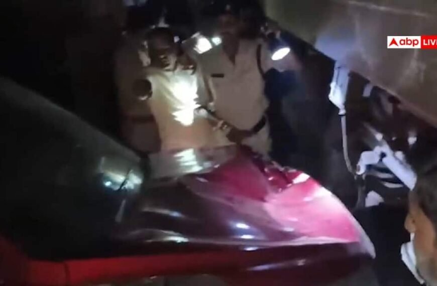 रतलाम में ट्रेन और कार की जोरदार टक्कर, ऐसे टला बड़ा हादसा