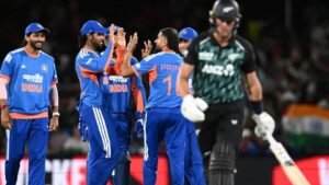 190+ टारगेट को सबसे तेज हासिल करने वाला&hellip;