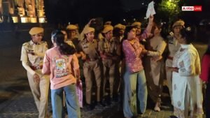 जयपुर में महिला सुरक्षा पर प्रदर्शन के दौरान&hellip;