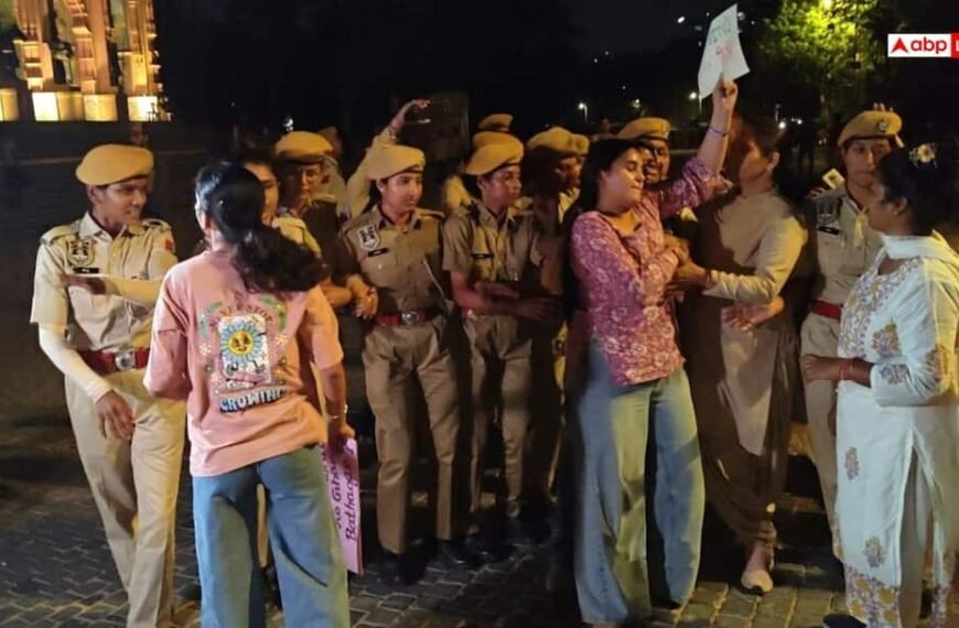 जयपुर में महिला सुरक्षा पर प्रदर्शन के दौरान बवाल, पुलिस पर कपड़े फाड़ने का आरोप