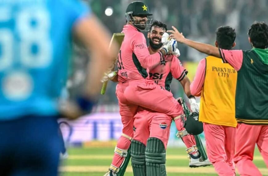 113 रन ठोक शादाब खान ने बनाए 4 सबसे बड़े रिकॉर्ड, इंग्लैंड के जबड़े से छीनी जीत