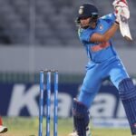 जिम्बाब्वे 131 पर ऑलआउट, भारत ने 33 ओवर पहले जीता मैच; सीरीज पर 3-0 से कब्जा